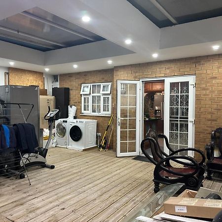 Tran Homestay London Luaran gambar